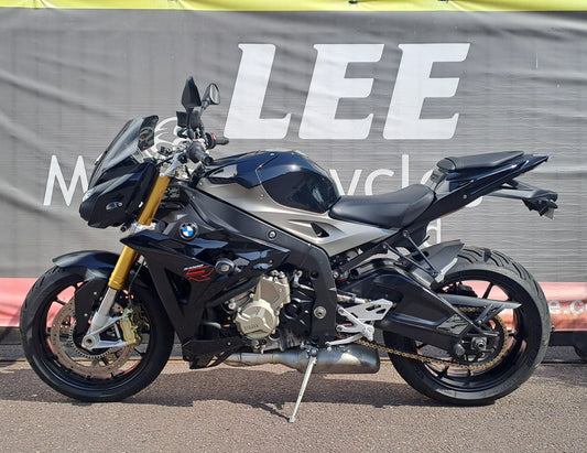 2015 BMW S1000R