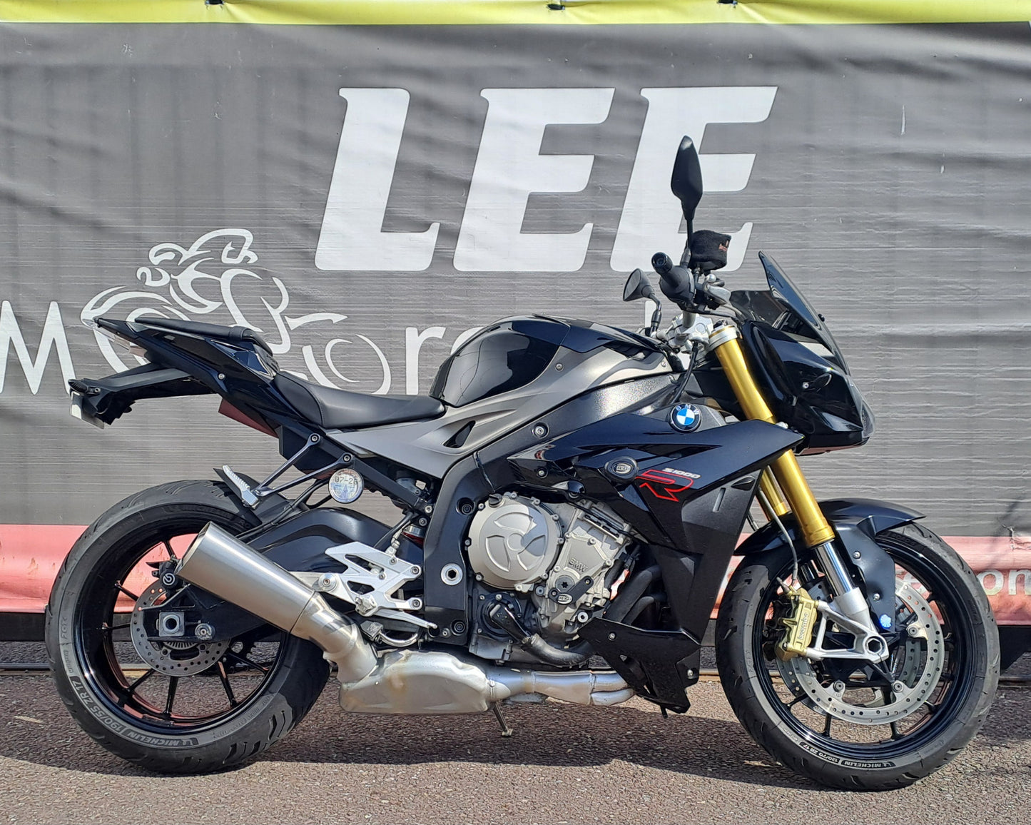 2015 BMW S1000R