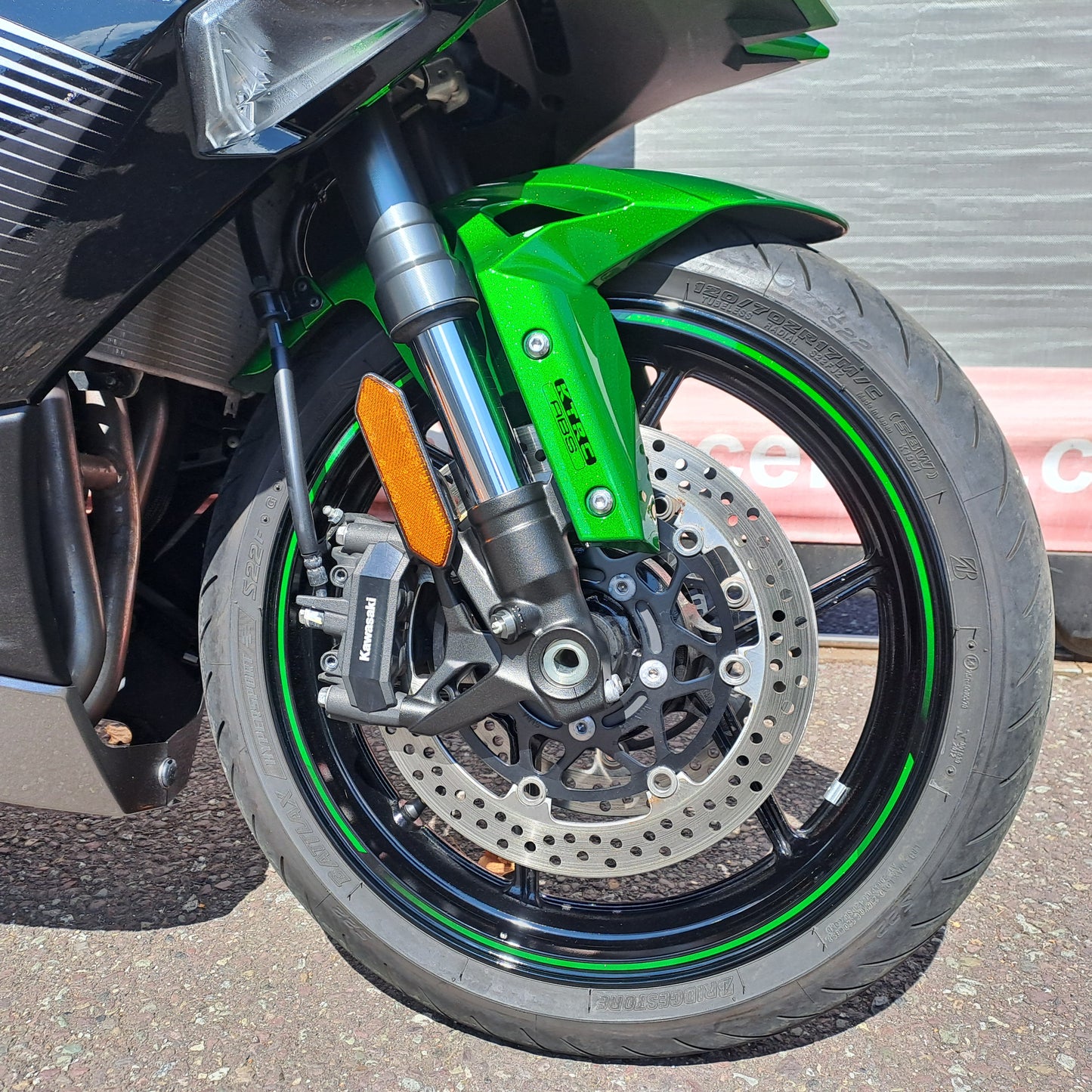 2023 Kawasaki Z1000SX – Green