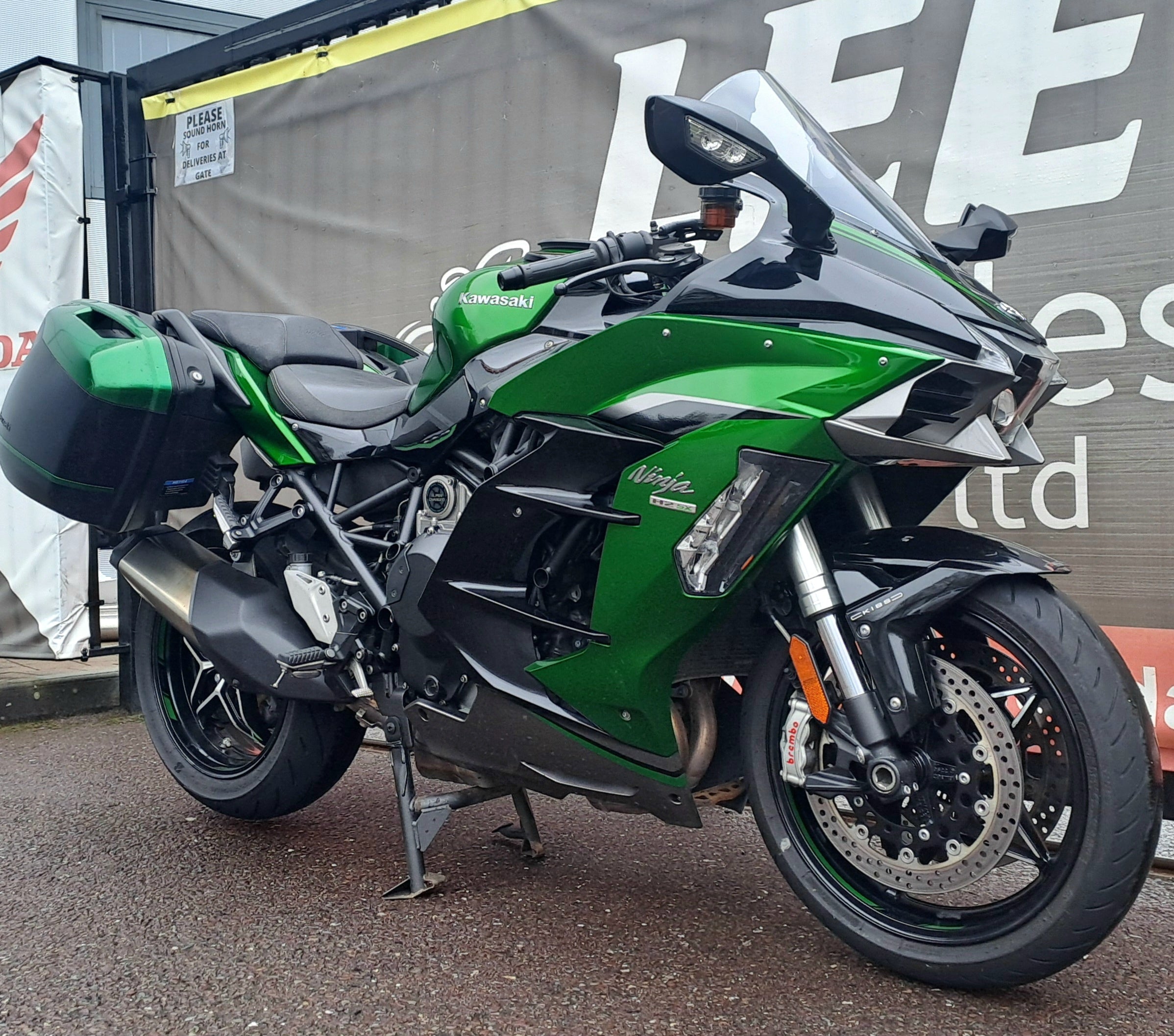 2020 KAWASAKI NINJA H2 SX SE+ TOURING image 1