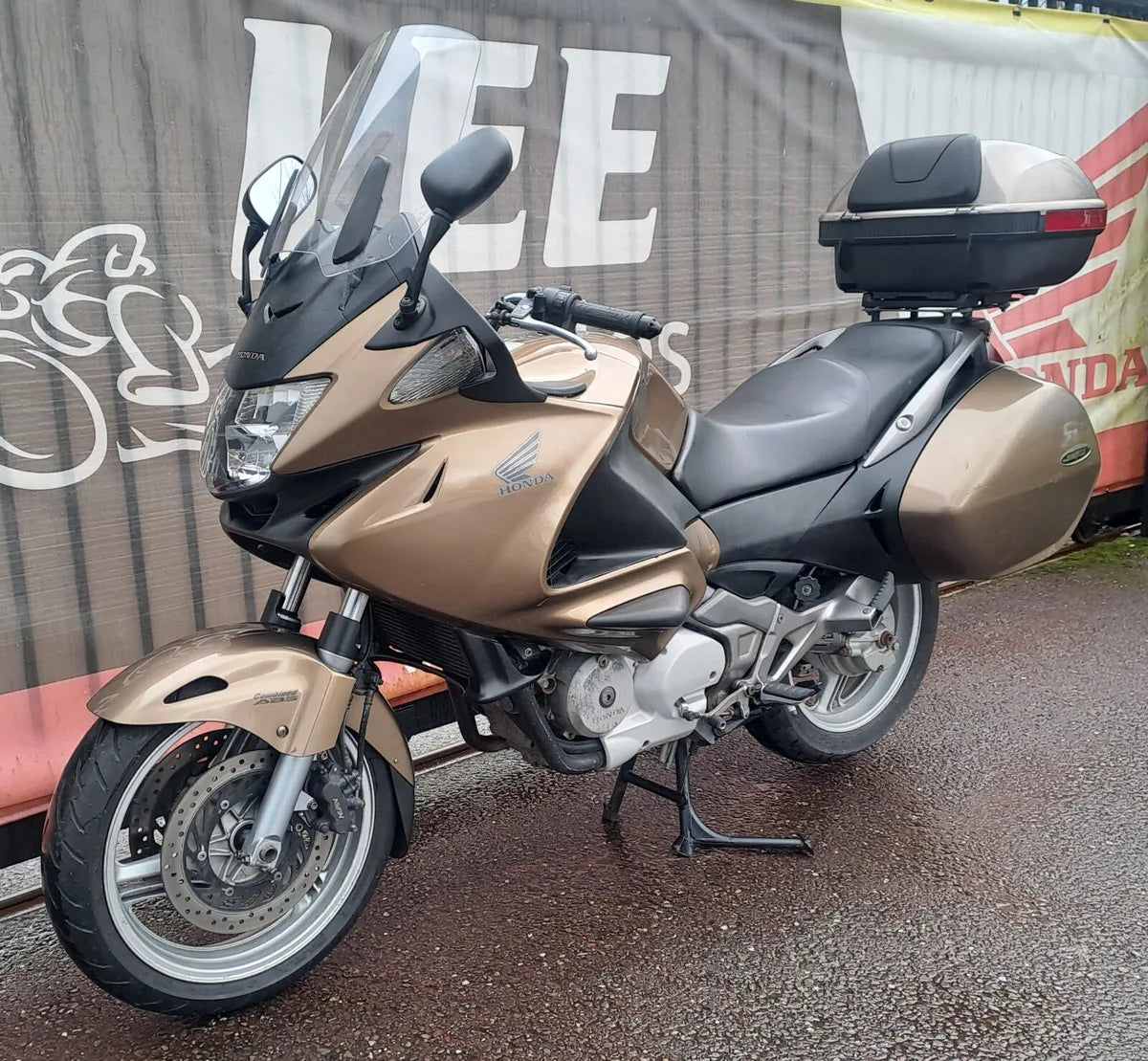 2008 HONDA NT700 DEAUVILLE